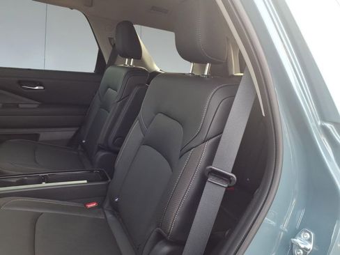 New 2026 Nissan Pathfinder SL w/ SL Premium Package AWD/4WD image 26