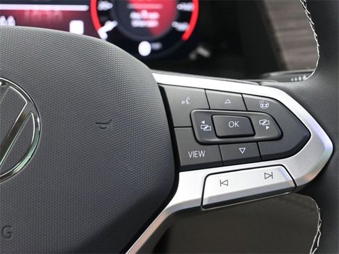 New 2025 Volkswagen Atlas SEL image 2