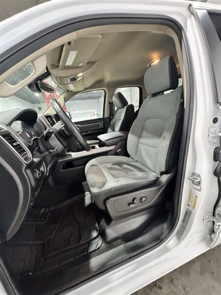 Used 2020 RAM 1500 Big Horn AWD/4WD image 7