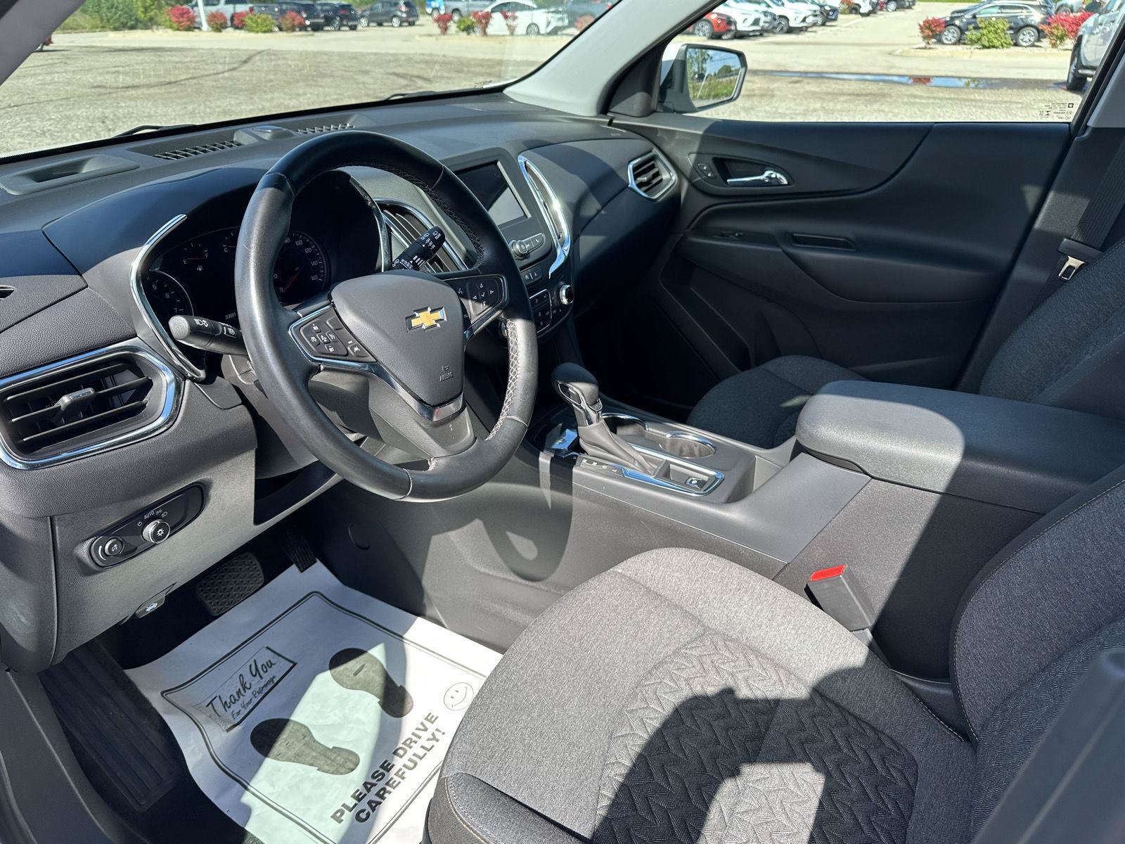 Used 2024 Chevrolet Equinox LT FWD image 38