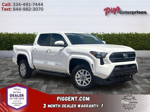 Used 2024 Toyota Tacoma SR5 AWD/4WD image 1