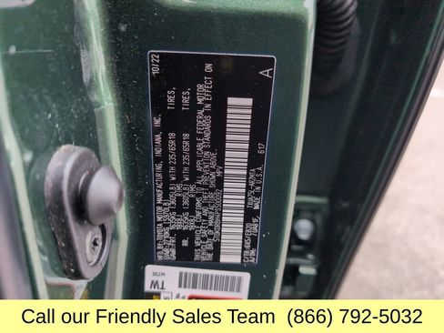 Used 2023 Toyota Highlander XLE image 29