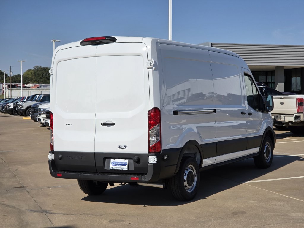 New 2027 Ford Transit 250 148 Medium Roof w/ Load Area Protection Package RWD image 5