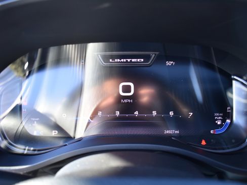 Used 2024 RAM 1500 Limited image 17