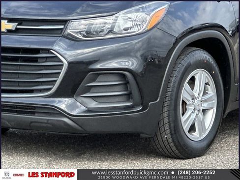 Used 2020 Chevrolet Trax LS FWD image 9
