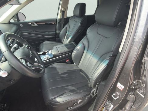 Used 2025 Genesis GV80 2.5T Standard image 18