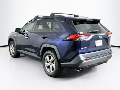 Used 2019 Toyota RAV4 Limited AWD/4WD image 5
