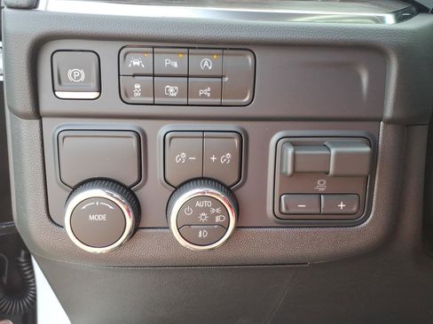 New 2026 Chevrolet Tahoe Premier RWD image 18