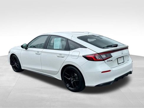 Used 2026 Honda Civic Sport image 4