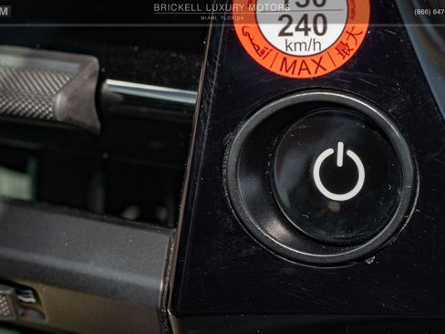 Used 2025 Porsche Macan 4 Electric image 33