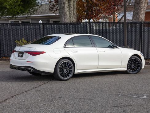 Used 2023 Mercedes-Benz S 580 4MATIC Sedan image 38