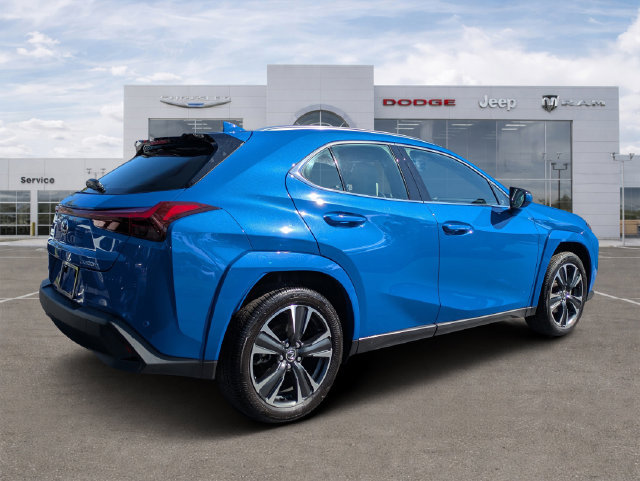 Used 2025 Lexus UX 300h FWD w/ Cold Area Package image 3