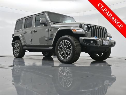 Used 2022 Jeep Wrangler Unlimited Sahara image 51