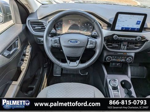 Used 2021 Ford Escape SE w/ Convenience Package FWD image 16