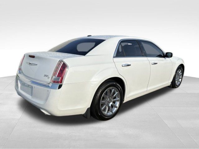 Used 2013 Chrysler 300 C w/ Light Group RWD image 17