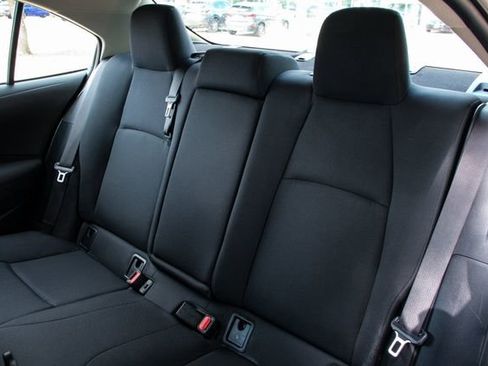 Used 2024 Toyota Corolla LE image 37