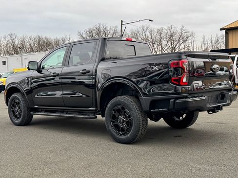 New 2025 Ford Ranger Lariat w/ Black Appearance Package AWD/4WD image 12