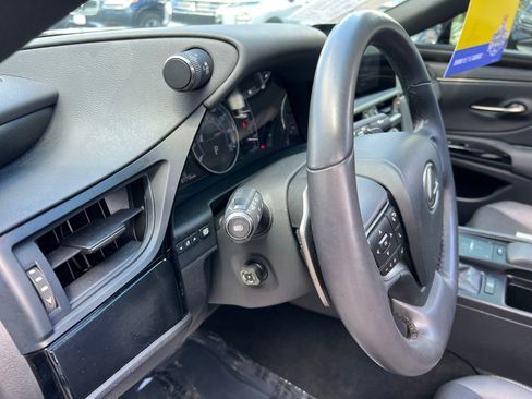 Used 2022 Lexus ES 350 w/ Premium Package FWD image 30