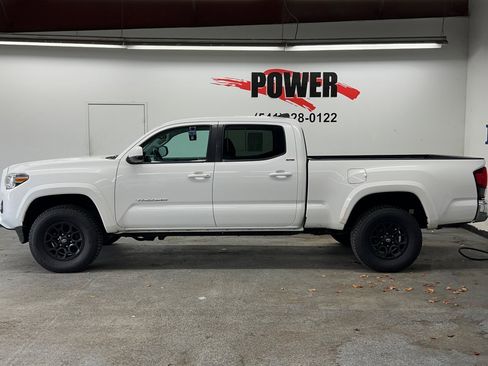 Used 2019 Toyota Tacoma SR5 image 6