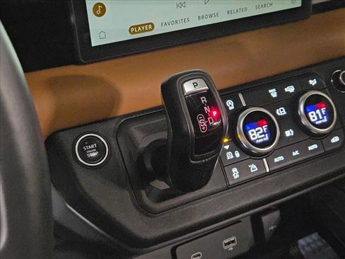 Used 2024 Land Rover Defender 110 X-Dynamic SE image 11