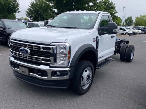 New 2025 Ford F450 XL image 3