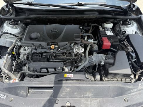 Used 2022 Toyota Camry LE FWD image 31