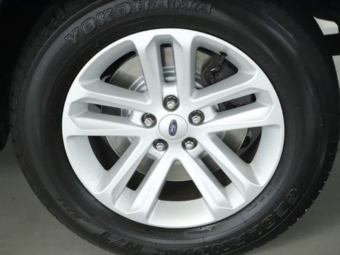 Used 2013 Ford Explorer XLT AWD/4WD image 43