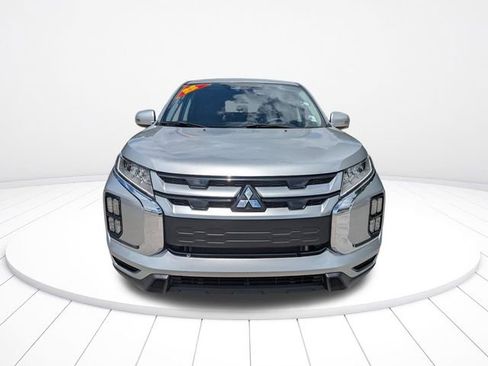 Used 2022 Mitsubishi Outlander Sport SE FWD image 9