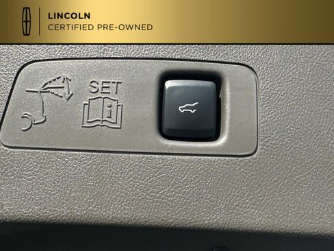 Certified 2022 Lincoln Corsair FWD image 34
