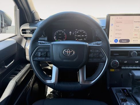 Used 2025 Toyota Tacoma TRD Off-Road w/ TRD Off Road Upgrade Package AWD/4WD image 13