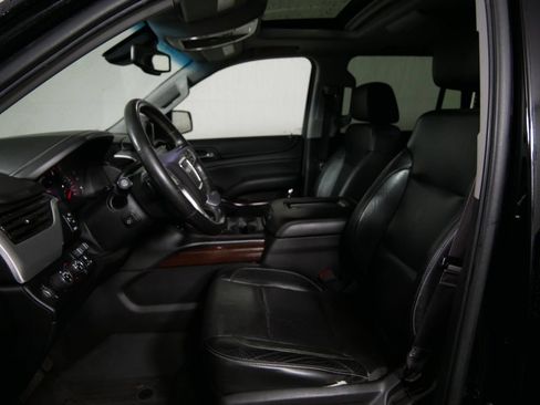 Used 2016 GMC Yukon SLT w/ Open Road Package AWD/4WD image 12