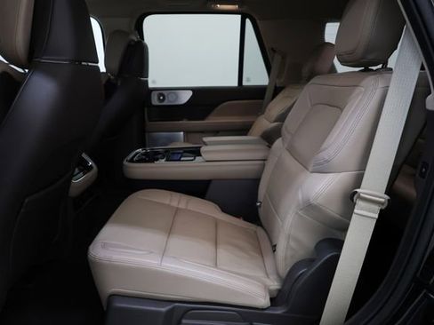 Used 2023 Lincoln Navigator Reserve image 56