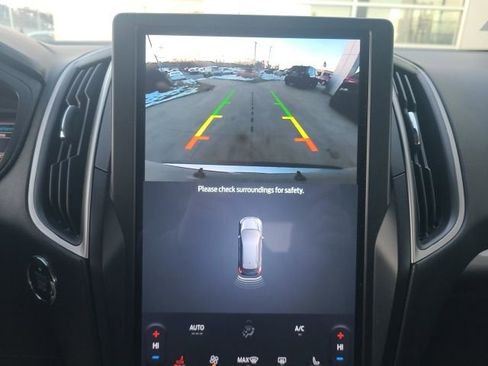 Used 2024 Ford Edge SEL image 29