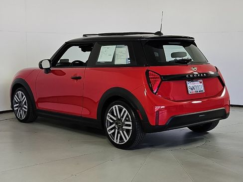 Used 2026 MINI Cooper S FWD image 9