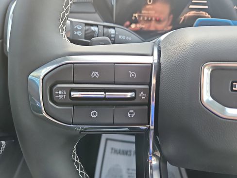 New 2026 GMC Acadia Denali w/ Super Cruise Package image 12