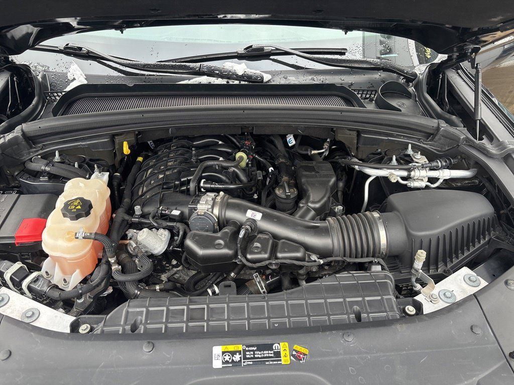 Used 2023 Jeep Grand Cherokee L Limited AWD/4WD image 42
