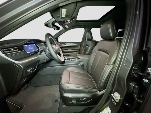 New 2025 Jeep Grand Cherokee Limited w/ Luxury Tech Group II image 14