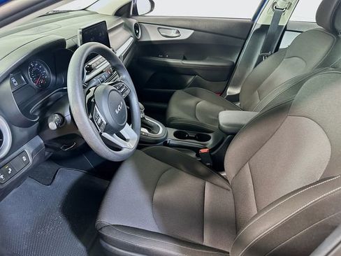 Used 2024 Kia Forte LXS w/ LXS Technology Package FWD image 13