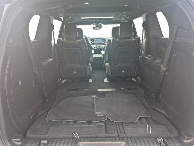 Used 2024 Chrysler Pacifica Premium FWD image 19