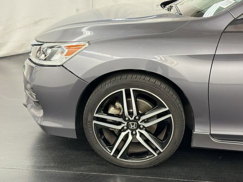 Used 2016 Honda Accord Sport image 10