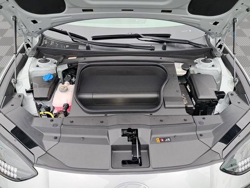 New 2025 Hyundai Ioniq 6 SEL image 19