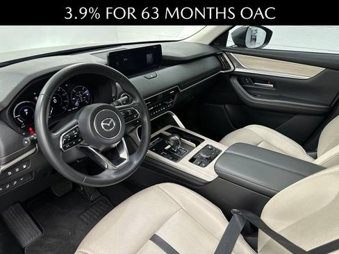 Certified 2024 MAZDA CX-90 Plug-In Hybrid w/ Premium Pkg AWD/4WD image 20