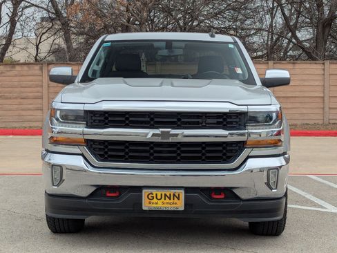 Used 2018 Chevrolet Silverado 1500 LT w/ All Star Edition image 9