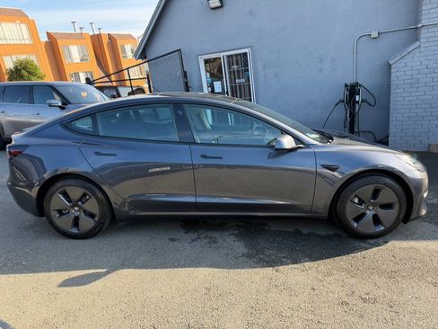 Used 2022 Tesla Model 3 Long Range image 4