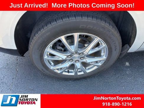 Used 2022 Buick Enclave Essence w/ Experience Buick Package AWD/4WD image 8