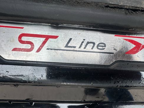 Used 2019 Ford Fiesta ST-Line w/ ST Line Cold Weather Package image 17