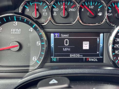 Used 2018 Chevrolet Silverado 1500 LT w/ All Star Edition AWD/4WD image 23