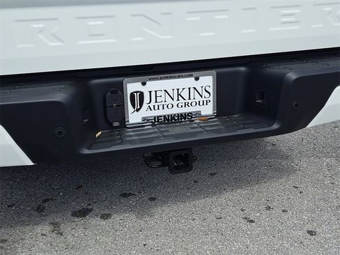 New 2025 Nissan Frontier SV w/ SV Convenience Package image 14