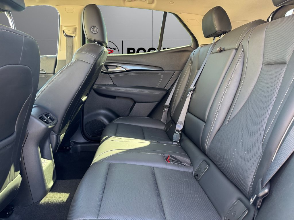 Used 2021 Buick Envision Essence w/ Sport Touring Package AWD/4WD image 16
