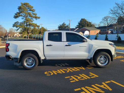 Used 2024 Chevrolet Colorado W/T w/ WT Convenience Package II image 3